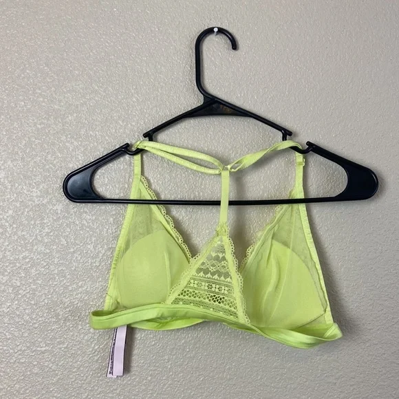 Victoria’s Secret Lace Bralette - Picture 5 of 5